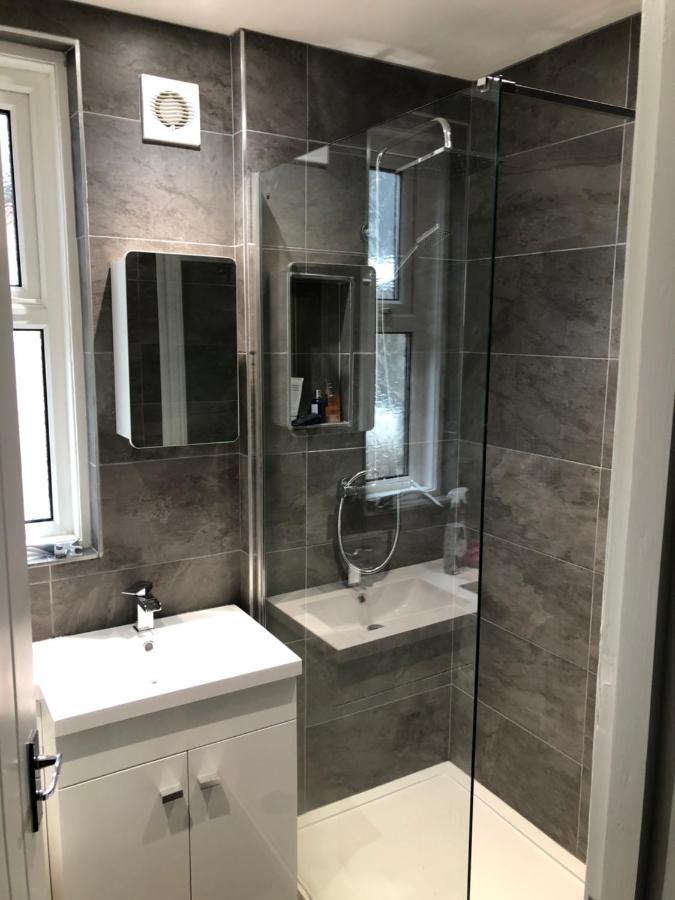 Entire Spacious 4 Bedroom Apartment In Bournemouth Buitenkant foto